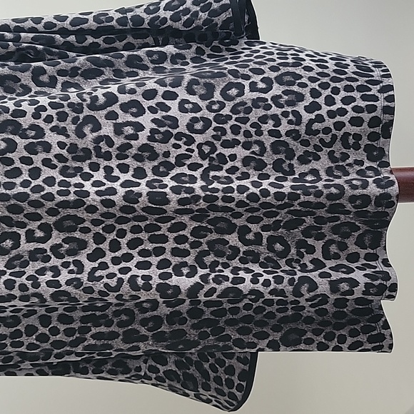 MICHAEL KORS 2X ANIMAL PRINT BELL SLEEVE BLOUSE - Picture 8 of 11